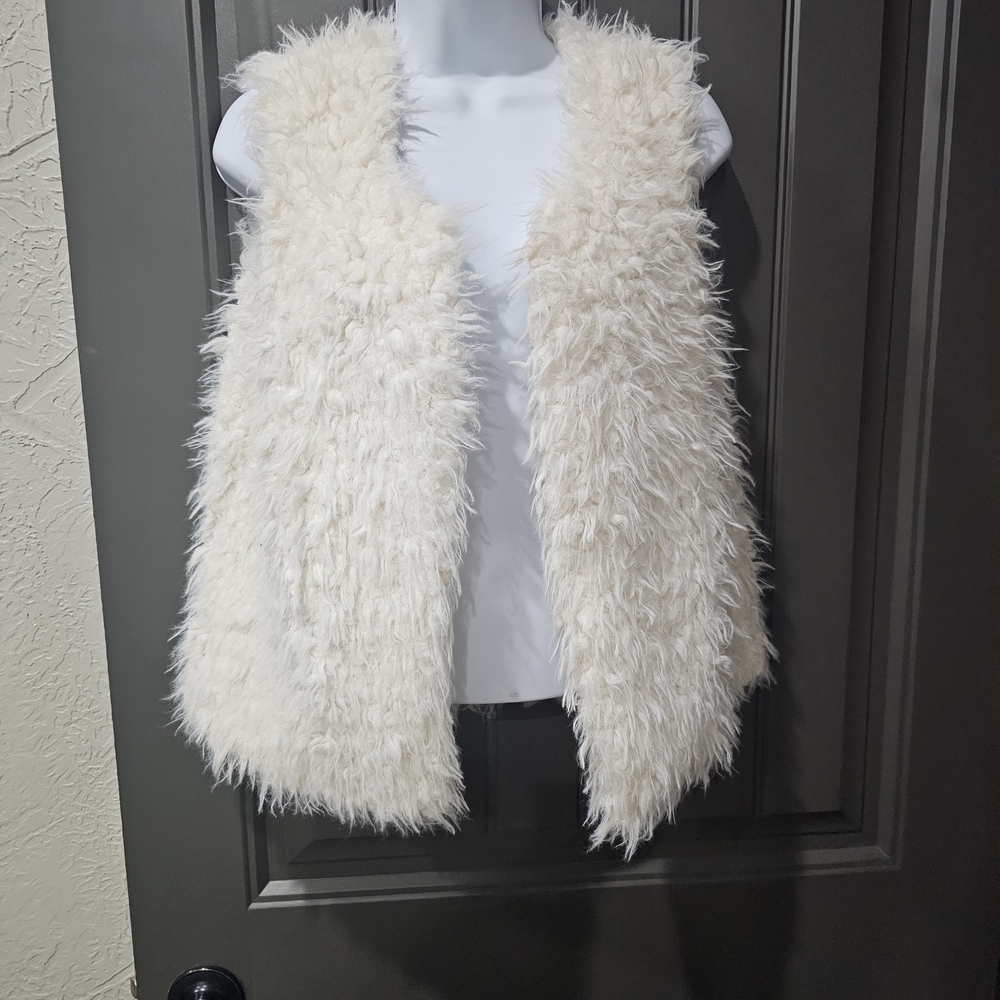 Copper Key Cream Fluffy Vest for Kids